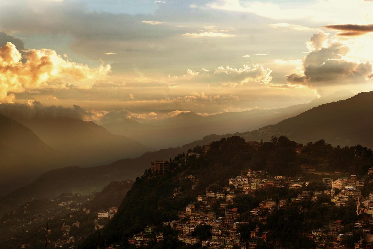 Hotel Tarayana Grand Gangtok Dış mekan fotoğraf